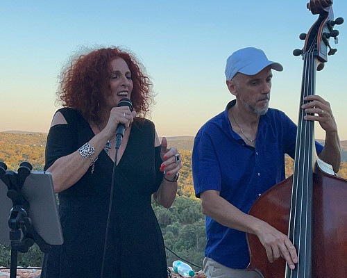 MariaAnadon_CristianJulian.jpg MariaAnadon_CristianJulian.jpg